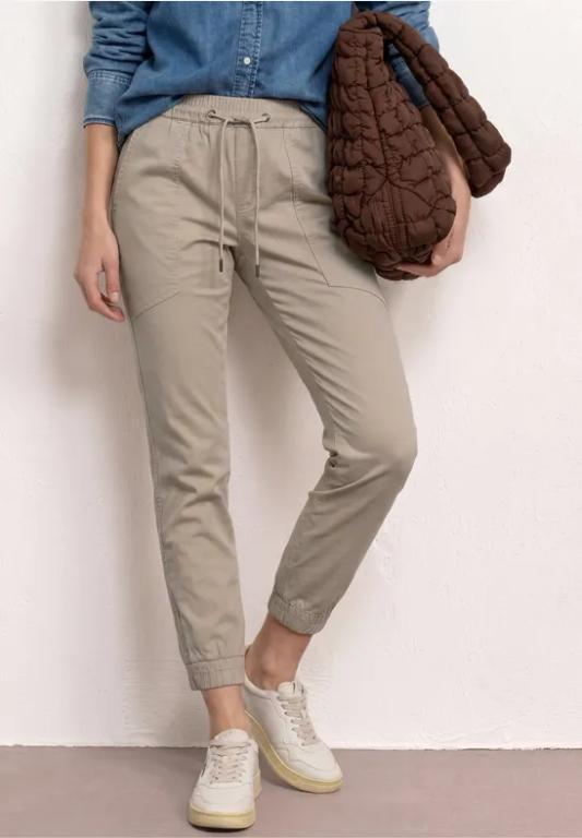 Slim Leg Hose in leichter Qualität in Aesch - Bild 1
