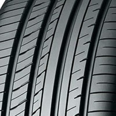 Yokohama Advan dB V552 235/45 R18 98W in Grenchen - Bild 1