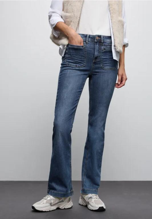 Bootcut Jeans in Luzern - Bild 1
