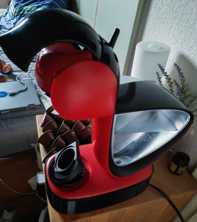 Nescafe Dolce Gusto Maschine + Kapseln in Dulliken - Bild 2