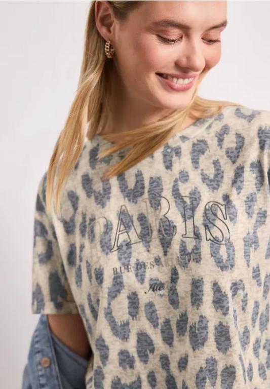 T-Shirt im Ausbrenner-Look mit Leo-Print in Frauenfeld - Bild 1