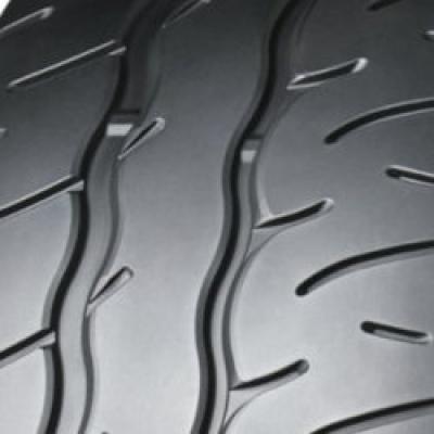 Yokohama Advan Neova (AD09) 255/40 R18 99W in Landquart - Bild 1