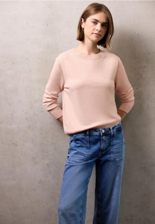 Softer Pullover mit Details in Luzern - Bild 1