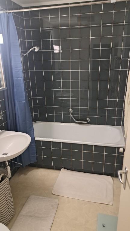 Furnished 2.5 room apartment for rent in the heart of Zug in Meilen - Bild 6