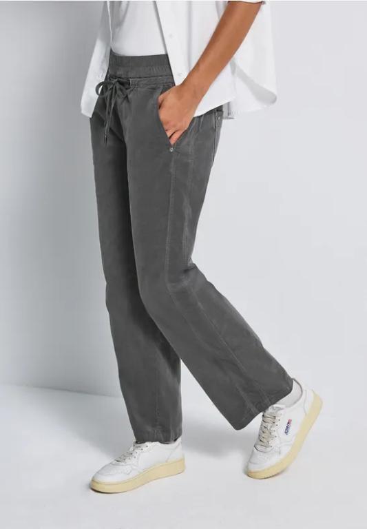 Washed Look Cordhose in Appenzell - Bild 1