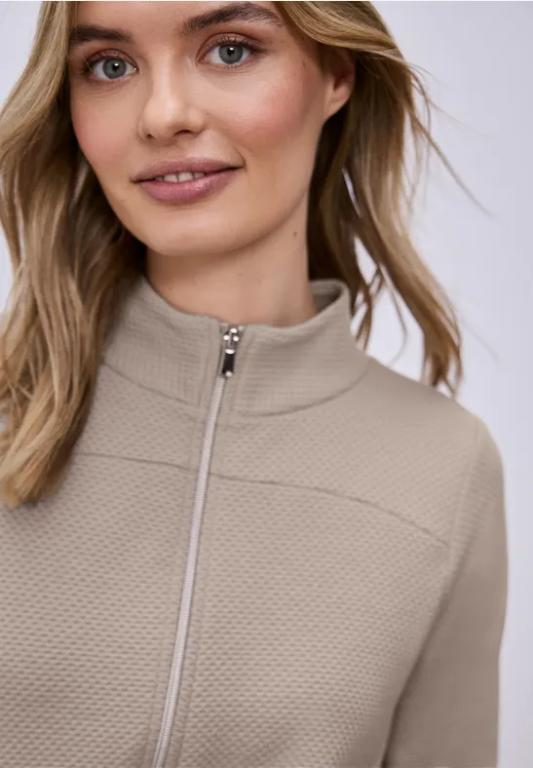 Langarm Jacke mit Turtle Neck in Willisau - Bild 1