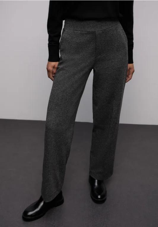 Straight Leg Jacquard Hose in Willisau - Bild 1