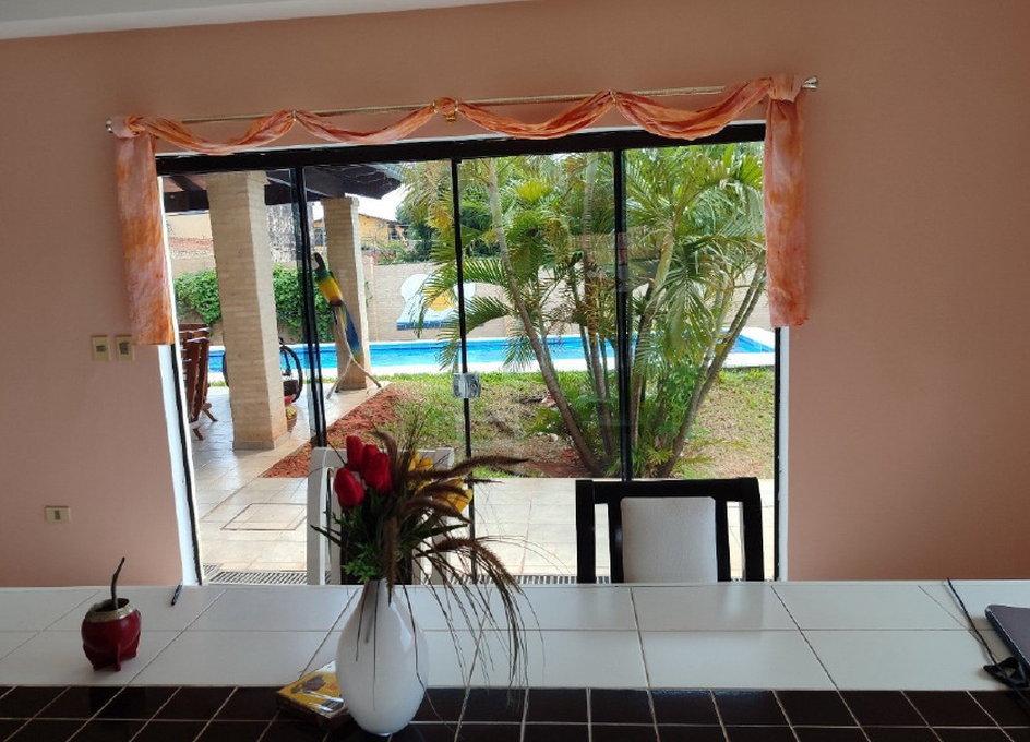 Haus mit Pool in Gran-Asuncion / Paraguay in der Schweiz - Bild 2