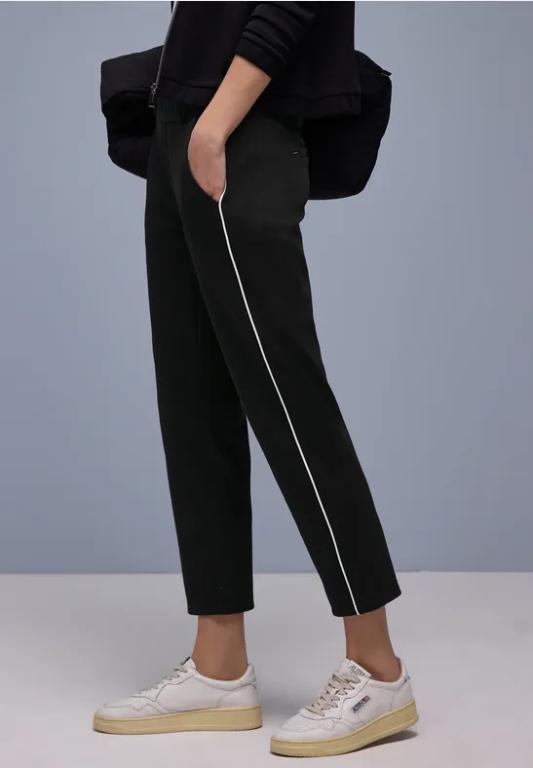 Slim Leg Hose in Lenzburg - Bild 1