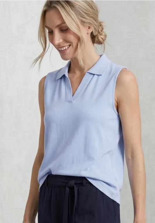 Top in Rippstruktur mit Polokragen in Aesch - Bild 1
