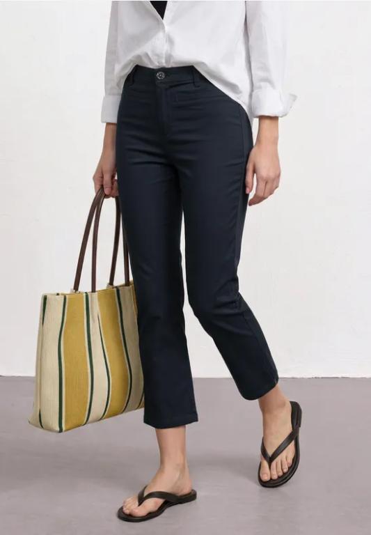 3/4 Flared Leg Hose im Casual Fit in Willisau - Bild 1