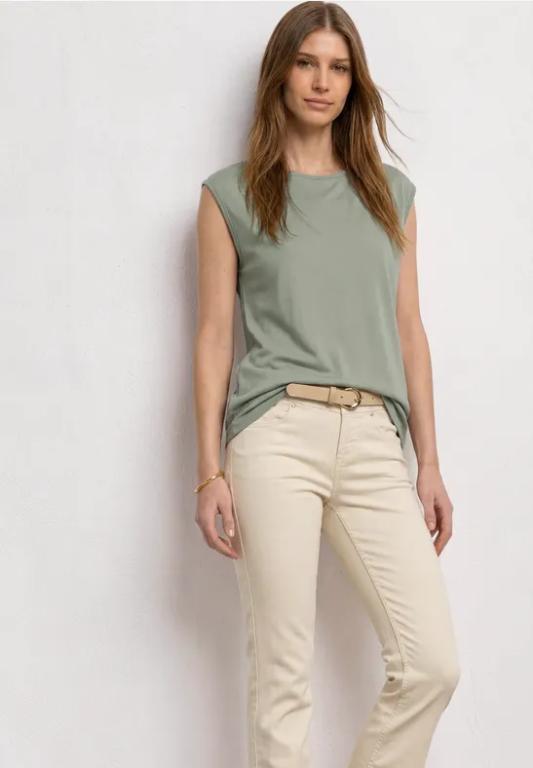 Basic Shirt mit U-Boot-Ausschnitt in Willisau - Bild 1
