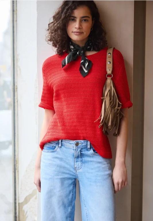 Kurzarm Pullover mit Lochmuster in der Schweiz - Bild 1