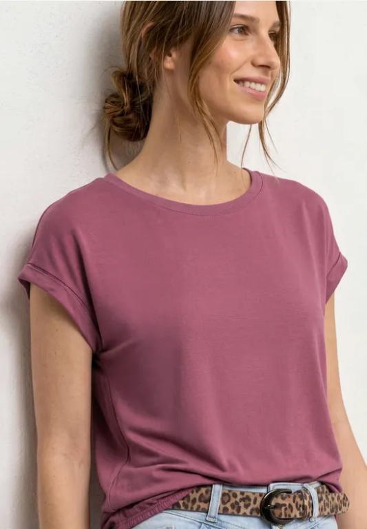 T-Shirt mit Boatneck und Deko-Tape in Bern - Bild 1