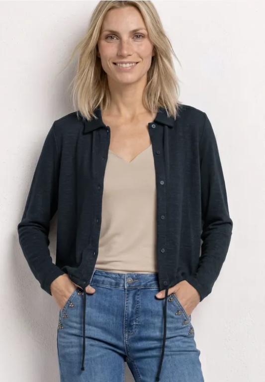 Leichte Langam Jacke in Leinen-Optik in Urdorf - Bild 1