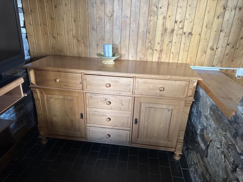 Buffet und Anrichte zu verschenken in Savièse - Bild 1