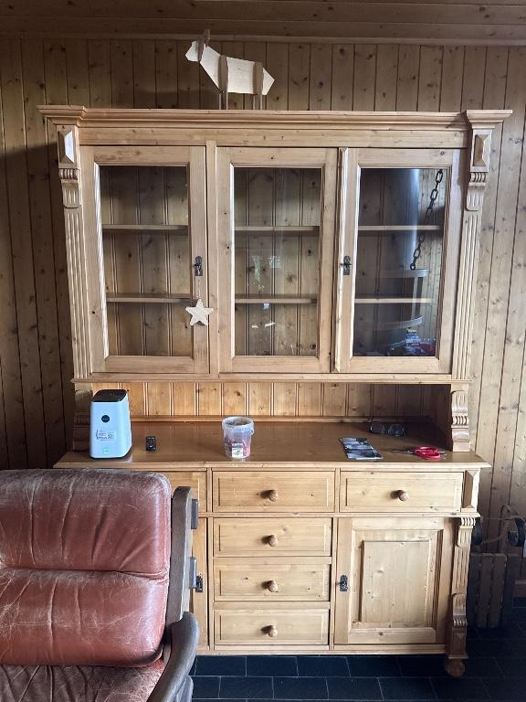 Buffet und Anrichte zu verschenken in Savièse - Bild 2