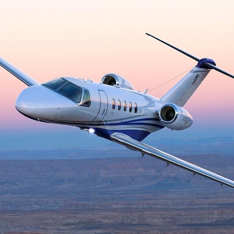 FLÜGE MIT PRIVATJET IN GANZ EUROPA in Emmen - Bild 1
