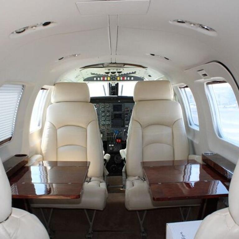 FLÜGE MIT PRIVATJET IN GANZ EUROPA in Emmen - Bild 7