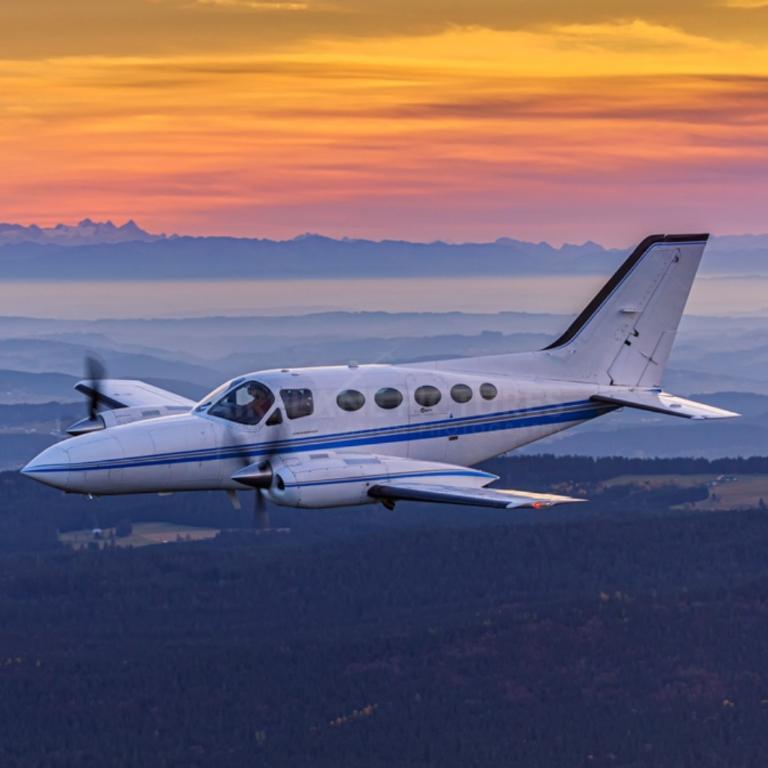 FLÜGE MIT PRIVATJET IN GANZ EUROPA in Emmen - Bild 8