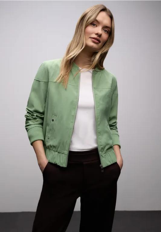 Blouson in Willisau - Bild 1