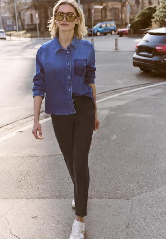 Mid Waist Slim Leg Chino im Casual Fit in Willisau - Bild 1