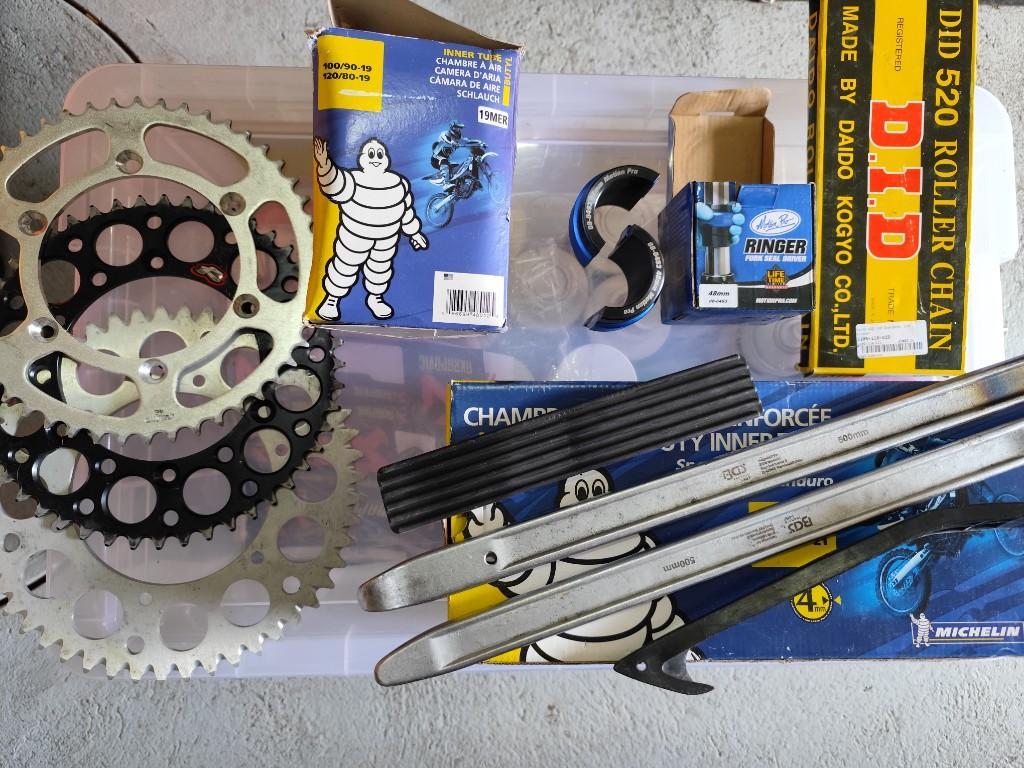 Motocross Yamaha YZ 250 /Ausrüstung / Bekleidung in Belp - Bild 3