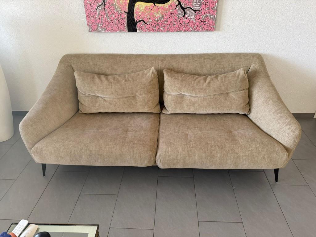 Schönes beiges Sofa zu verkaufen in Horgen in Horgen - Bild 4