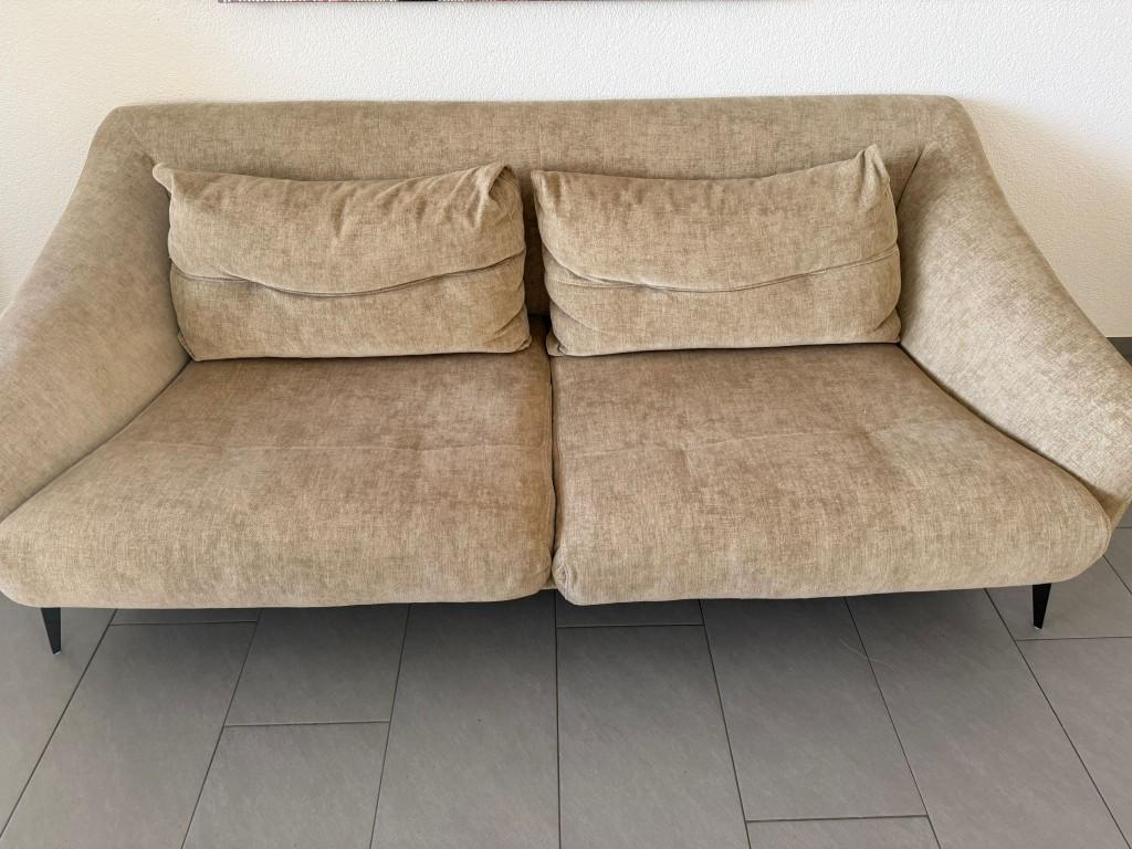 Schönes beiges Sofa zu verkaufen in Horgen in Horgen - Bild 5
