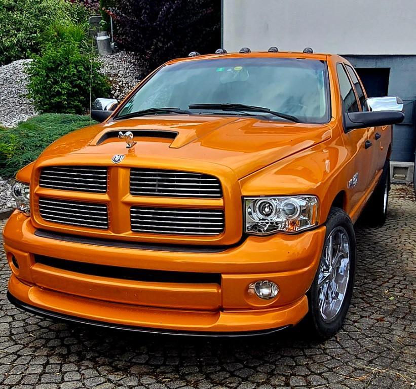 DODGE RAM 4.7 V8 lange Version in Freiburg - Bild 1