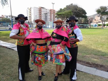 Bailando Marineras, Tonderos, Huaylas Anaconda en Barranco lince, LIMA64217635684482120