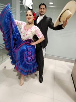 Bailando Marineras, Tonderos, Huaylas Anaconda en Barranco lince, LIMA64217635684482124