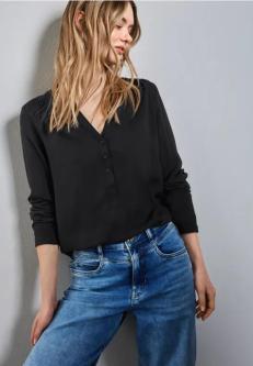 Basic Bluse in Unifarbe in Zürich - Bild 1