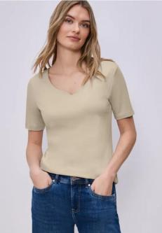 Basic T-Shirt mit Herzausschnitt in Solothurn - Bild 1