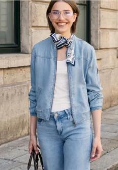 Blouson im Denim-Look mit Rundhals in Winterthur - Bild 1