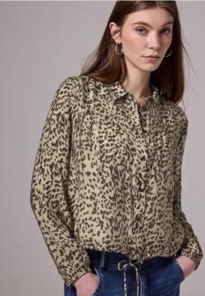 Bluse mit Leo-Muster in Aarau - Bild 1