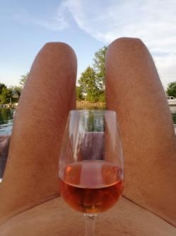 Brauche ab und zu eine Ganzkörpermassage gerne auch am Po. in Solothurn - Bild 1