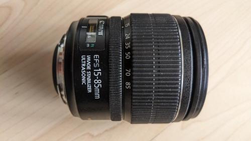 Canon Zoom Objektiv EF-S 15-85 IS USM in Hochdorf - Bild 2