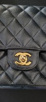 Chanel Classic Flap Medium Tasche in Genf - Bild 1