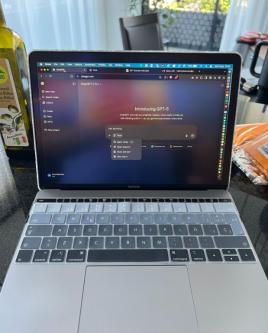 ChatGPT 5 Version PRO Subscription of 200 USD I share for 163835222577283122