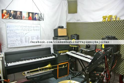 Classical, Electric Guitar, Piano and Bass Lessons CDMX63835216165761122