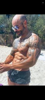 Compagnie masculine haut de gamme pour femmes exigeantes. in Genf - Bild 2