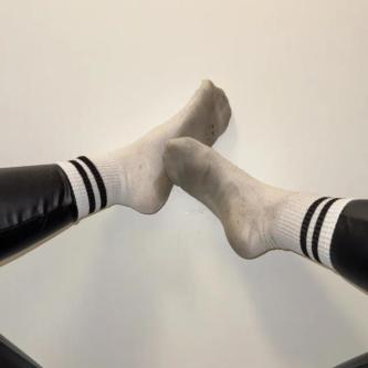 Deine verschwitzten Frauen socken. Abziehen, vor die Nase halten in Schaffhausen - Bild 2