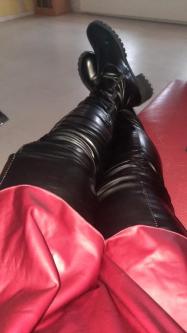 Devoter DWT sucht seinen Herrn/Master in Düdingen - Bild 1