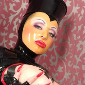 Dominatrix Noa Hypnotica ab dem 29.12. in Mels in Mels - Bild 2