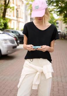 Dropped Shoulder Shirt aus Jersey in Basel - Bild 1
