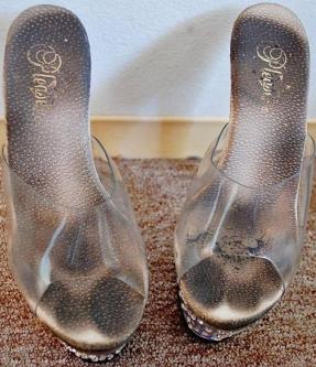 Einer Frau gerne Ihre Füsse und /oder Ihre Schuhe Küssen (ofi) in Thun - Bild 12