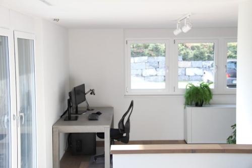 Elegantes Schweizer Büro in Berner Agglomeration zu vermieten in Belp - Bild 2