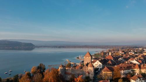 Familie in Murten sucht motiviertes Au-pair (FR oder DE) in Murten - Bild 1