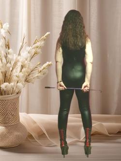 Femdom Herrin Elysa (51) Solothurn - Bdsm - Fussfetisch in Solothurn - Bild 1